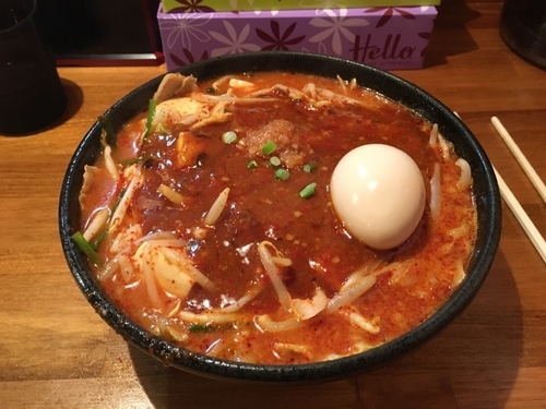 「味玉どて辛めん」@どてちん 習志野店の写真