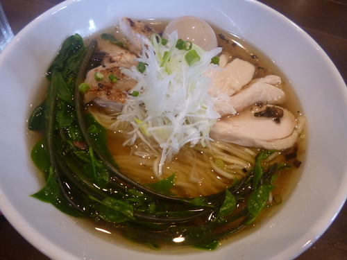 「鶏塩麺+味付玉子」@麺屋 奥右衛門の写真