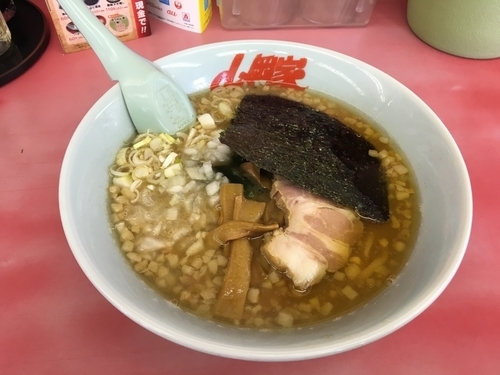 「期間限定 煮干し醤油ラーメン  850円」@ラーメン山岡家 瑞穂店の写真