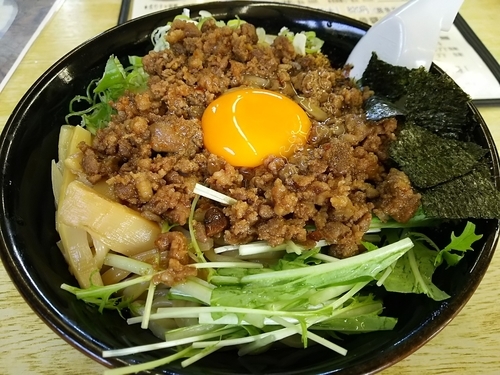 「混ぜそば　（特盛自由）」@らーめん道 黒こくやの写真