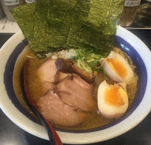 「特製濃厚煮干しそば」@麺匠 濱星 溝の口店の写真