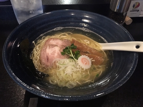 「塩煮干し鶏そば」@Tonariの写真