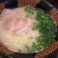 八味豚骨ラーメン（辛味抜き）