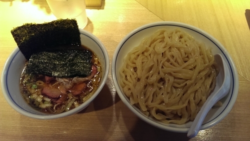 「醤油つけ麺、大盛」@バラそば屋 町田店の写真