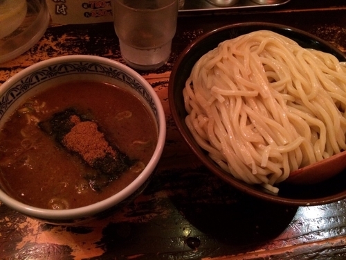 「つけ麺   730円」@つけ麺専門店 三田製麺所 池袋西口店の写真
