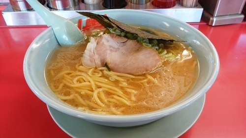 「ラーメン　大盛」@山岡家 越谷レイクタウン店の写真