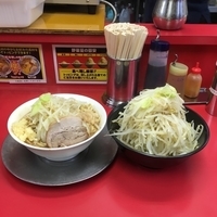 ラーメン大盛り ヤサイダブル ニンニンマシアブラダブル ￥730