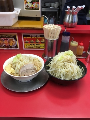 「ラーメン大盛り ヤサイダブル ニンニンマシアブラダブル ￥730」@ジャンクガレッジ 熊谷店の写真