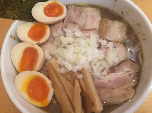 「特煮干そば 味玉チャーシュー増し」@煮干そば とみ田の写真