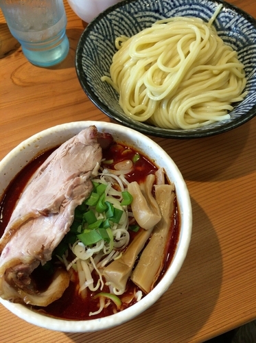 「つけチャーシュー麻辣 1300円」@麺 一直の写真