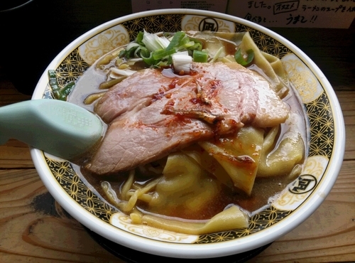 「ローストポーク煮干ラーメン　大盛り」@すごい煮干ラーメン凪 新宿ゴールデン街店 本館の写真