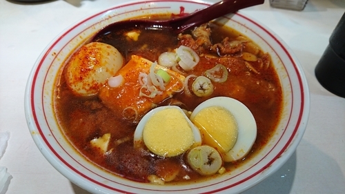「麻婆ラーメン　北極味玉」@蒙古タンメン 中本 渋谷店の写真