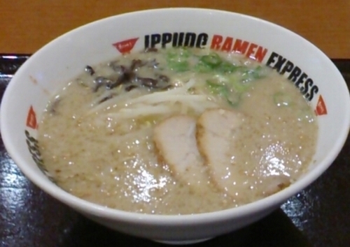 「博多とんこつ」@一風堂 越谷レイクタウン店の写真