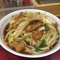 肉野菜ラーメン（醤油）　750円