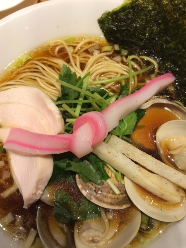 「鶏・煮干・蛤のトリプルSOBA」@Ginza Noodles むぎとオリーブの写真