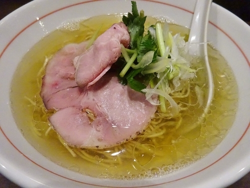 「ラーメン　白　　750円」@八咫烏の写真