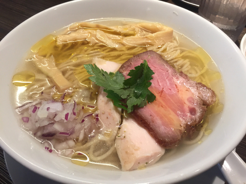 「塩らぁめん」@らぁめん屋 カネキッチンの写真