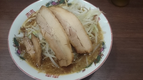 「二郎系ラーメン・野菜少なめ＋カレー」@ラーメン酒場 大黒家の写真