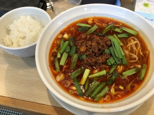 「限定 台湾らーめん＋半ライス」@麺屋壱心の写真