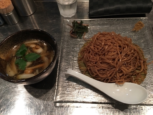 「鴨つけそば＋鴨出汁炊き込みご飯」@日の丸さんじの写真