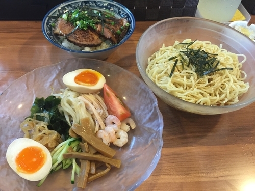 「冷やし中華そば大盛＋チャーシュー丼」@浜屋 五反田店の写真