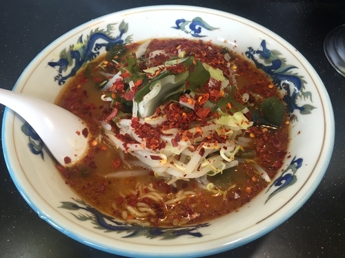 「みそラーメン（とんがらし）750円」@よしだ屋 平野店の写真