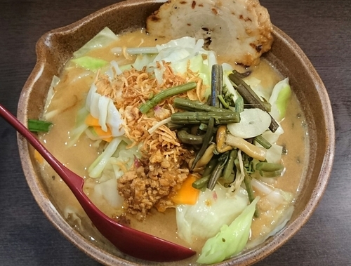 「信州味噌 野菜らーめん ＋炙りチャーシュー1枚」@麺場 田所商店 松戸二十世紀が丘店の写真