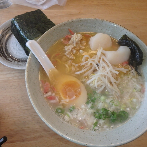 「海老塩ラーメン(850円)、むすび(100円)」@廣島麺匠 こりくの写真