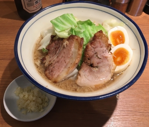 「醤油とんこつ」@らーめん勇の写真