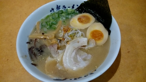 「昭和（むかし）ラーメン」@筑豊ラーメン 山小屋 三日月店の写真