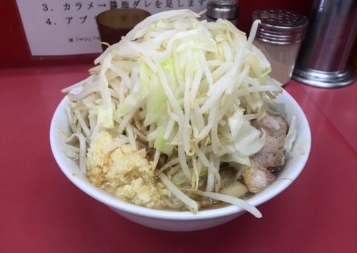 「少なめ 650円(ヤサイ・ニンニク・カラメ)」@ラーメン二郎 小岩店の写真
