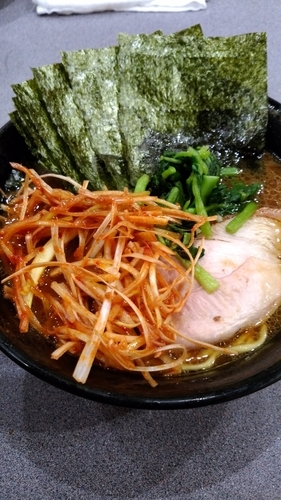 「中盛り　のり　辛ねぎ　野菜畑　冷奴」@家系総本山 ラーメン吉村家の写真