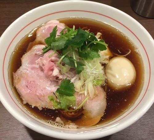 「特撰ラーメン黒」@八咫烏の写真