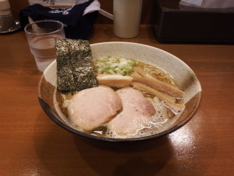 「塩らぁめん」@煮干らぁめん なかじまの写真