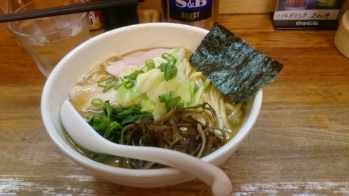 「濃厚鶏白湯ラーメン、しょうゆ、大盛、本日の気まぐれ丼」@麺や 福一の写真