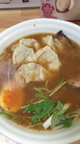 「醤油わんたん麺」@麺処 帯笑の写真