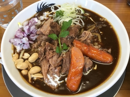 「期間限定 AKIRA流 真夏の牛すじcurry拉麺」@ラーメン専科 竹末食堂の写真