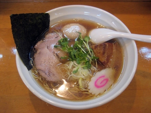 「華屋ら～めん750円＋角煮150円＋味つけ玉子100円」@らーめん華屋の写真