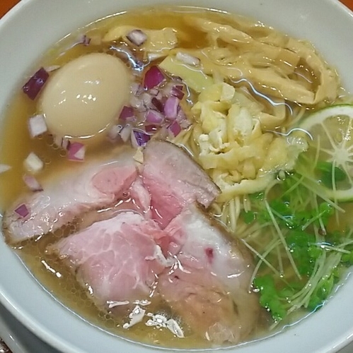 「澄 塩そば ８５０円」@麺屋CHIKUWAの写真