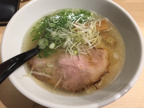 「塩ラーメン」@らぁ～麺 SHOUの写真