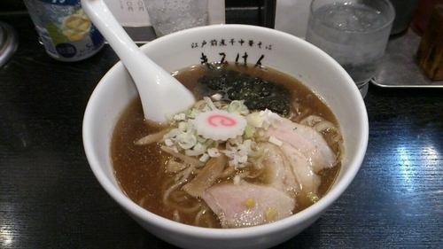 「江戸前中華そば_750円」@江戸前煮干中華そば きみはん 五反田店の写真