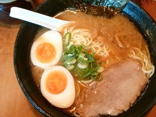 「味玉ラーメン」@豚骨醤油らーめん 學虎の写真