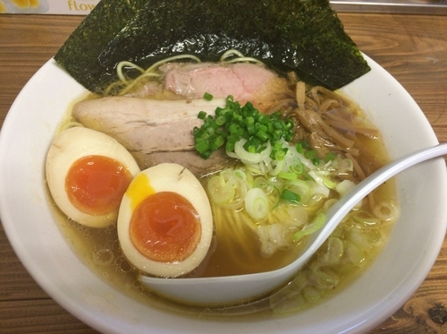 「特製ラーメン」@くじら食堂の写真