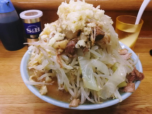 「ラーメン650円無料トッピング全増し」@ラーメン そらの写真