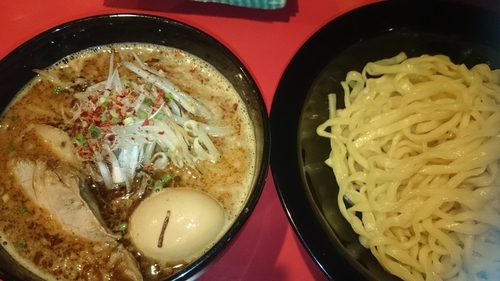 「特製辛味噌つけ麺(1050円)」@辛味噌拉麺BOMBERの写真