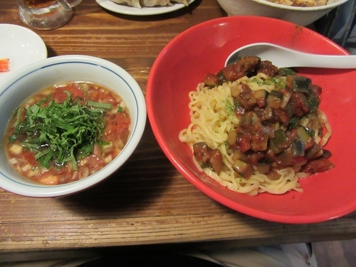 「限定　トマトつけ麺（８００円）＋親子丼＋餃子」@麺 酒 やまのの写真