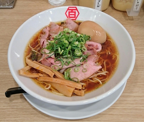 「肉汁中華ソバ(醤油)+全部のせ」@百年本舗 秋葉原総本店の写真