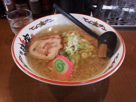 「しおらーめん」@らーめん 鴇の家の写真