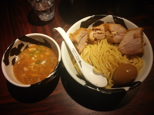 「味たまチャーシューつけ麺大盛(茹で前300g)」@麺屋武蔵 武骨の写真