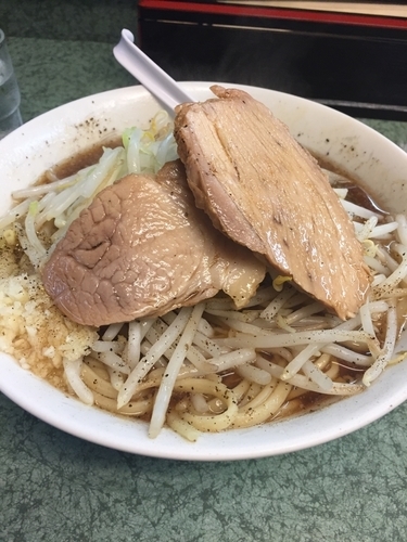 「小 ニンニク カラメ」@ラーメン二郎 新宿小滝橋通り店の写真